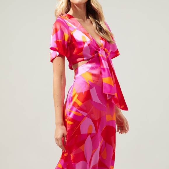 SUGARLIPS ✨NEW✨ Sangria Abstract Joelle Front Tie Midi Dress - Medium - NWT - Picture 4 of 6